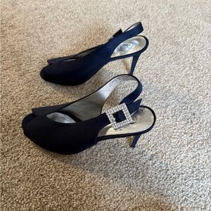 Adrianna Papell Navy Slingback Heels with Silver Accents